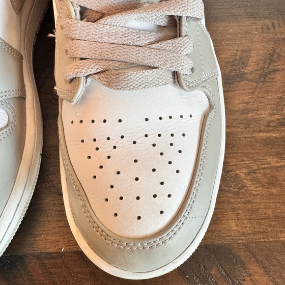 Air Jordan Mid 1 “College Grey”. Size 8. - Picture 10 of 11